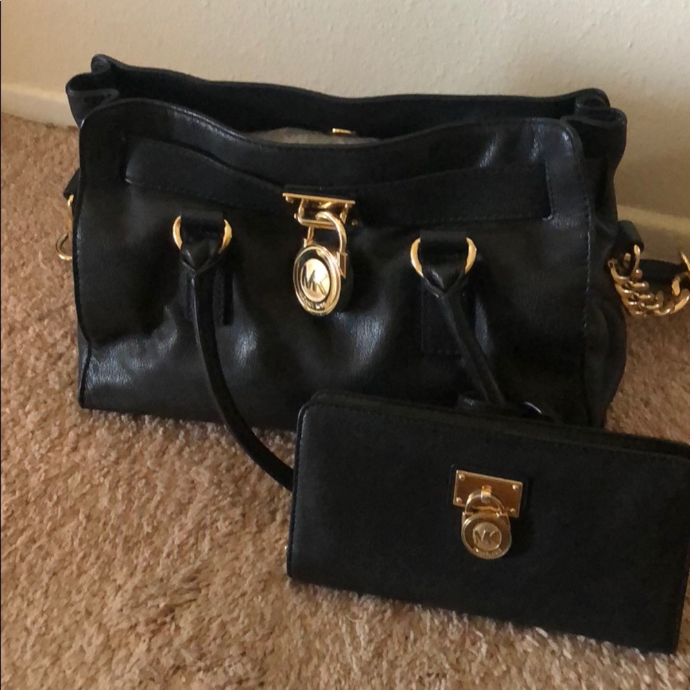 Michael Kors purse and wallet combo